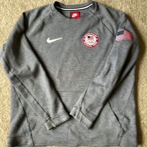 Nike - Authentic Team USA 🇺🇸 Olympic Wrestling Sweat Shirt. Real Deal - Large